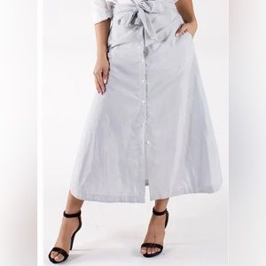 Elein skirt size 3XL pin stripe black and white  side pocket open side tie belt